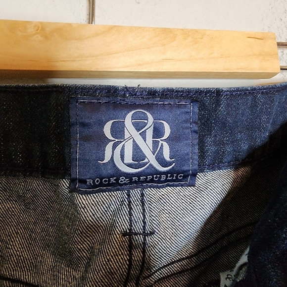 Rock & Republic henlee darkwash bootcut jeans. Size 34x35 - Picture 4 of 16